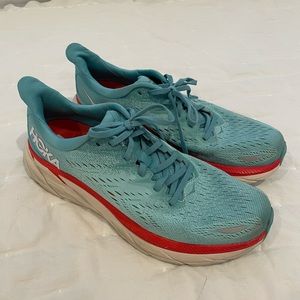 Hoka Clifton 8. Womens size 9.5